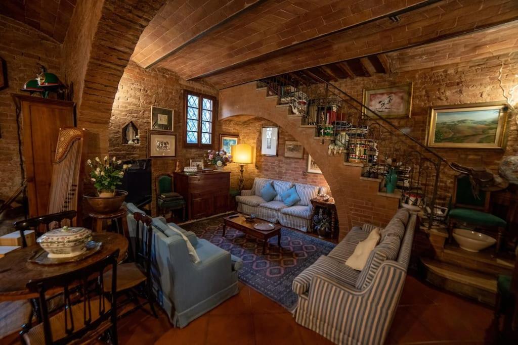 Casa Lazzaro Al Centro Di Siena Villa Eksteriør billede