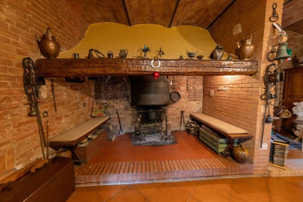 Casa Lazzaro Al Centro Di Siena Villa Eksteriør billede