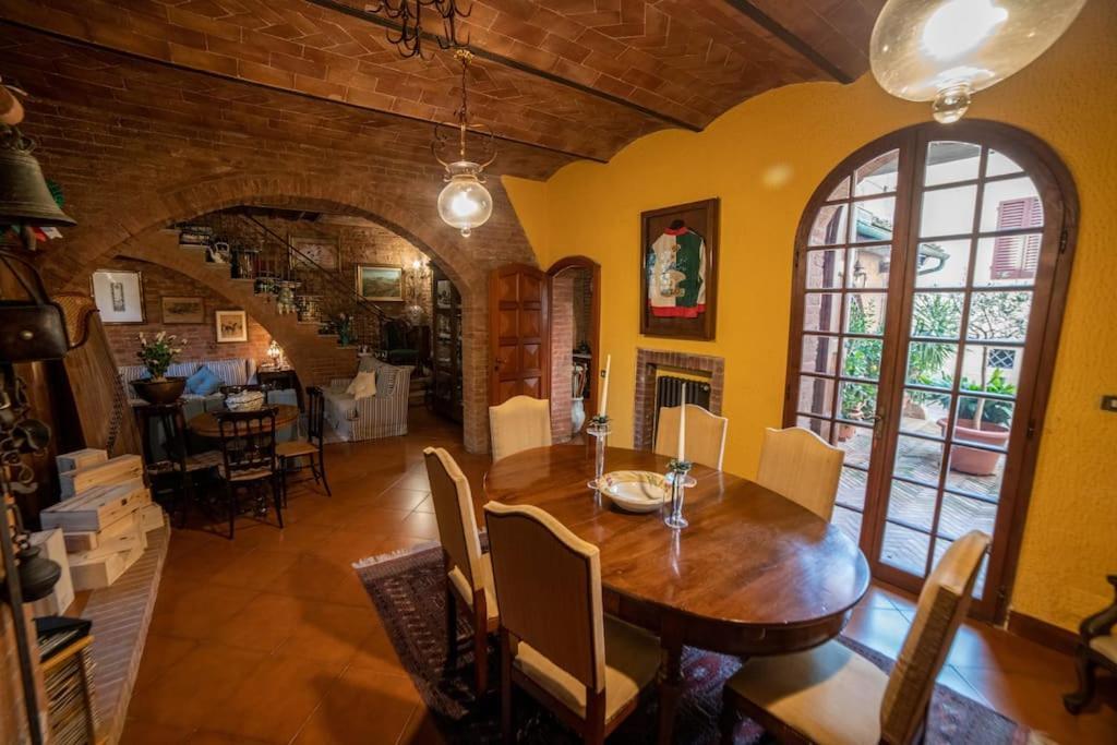 Casa Lazzaro Al Centro Di Siena Villa Eksteriør billede