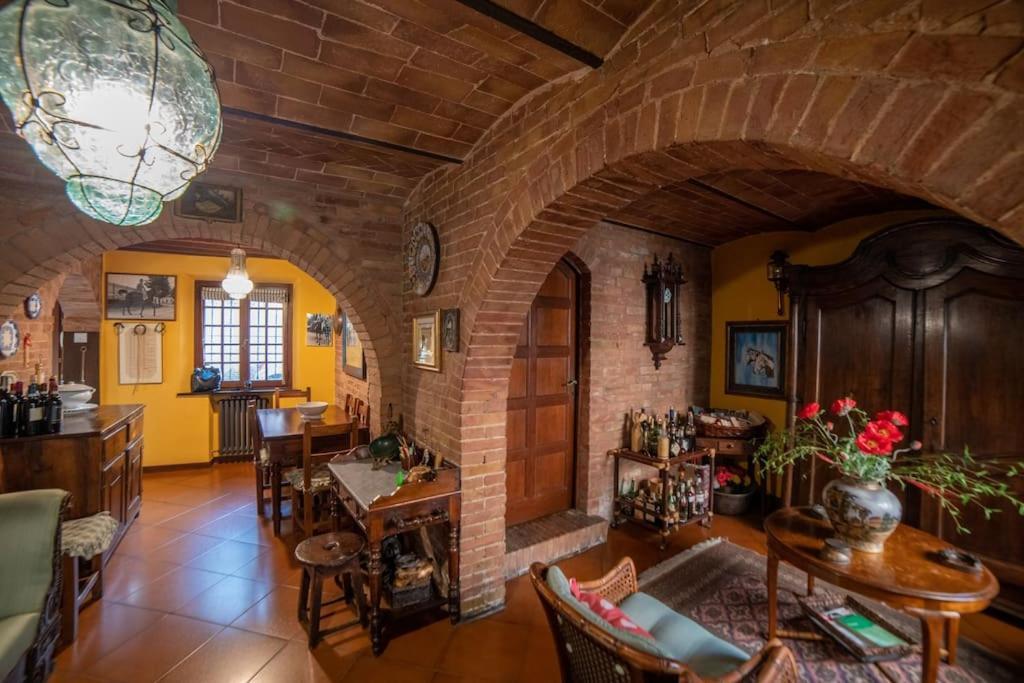 Casa Lazzaro Al Centro Di Siena Villa Eksteriør billede
