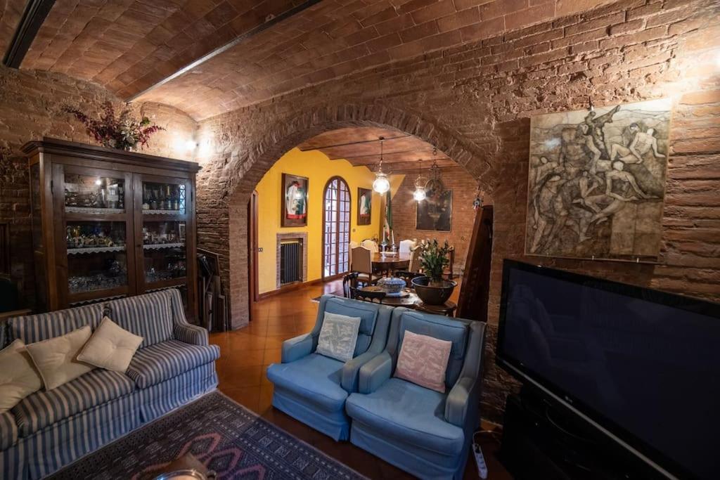 Casa Lazzaro Al Centro Di Siena Villa Eksteriør billede