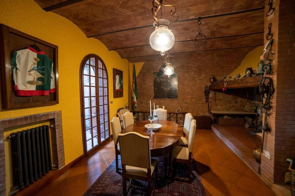 Casa Lazzaro Al Centro Di Siena Villa Eksteriør billede
