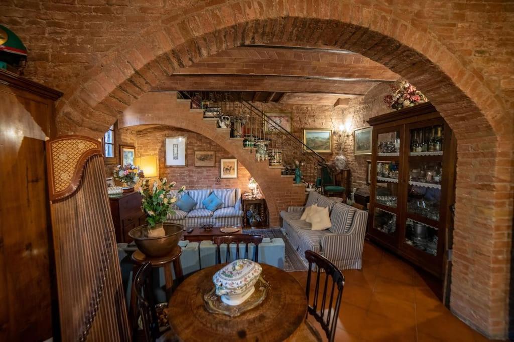 Casa Lazzaro Al Centro Di Siena Villa Eksteriør billede